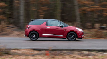 DS 3 Performance Line 2017 - side tracking