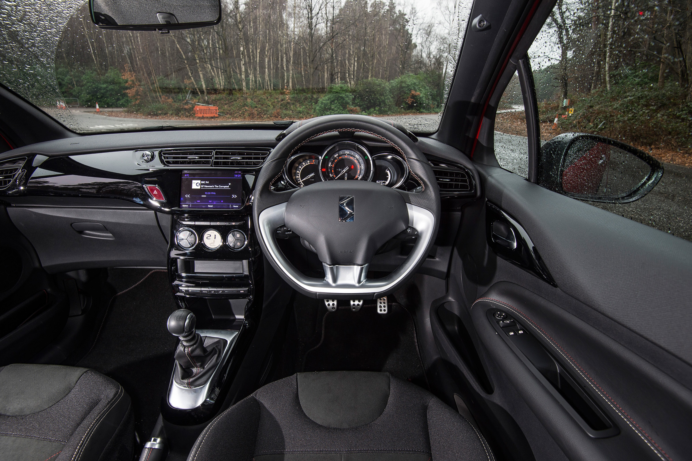 DS 3 Performance Line 2017 - interior