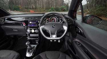 DS 3 Performance Line 2017 - interior