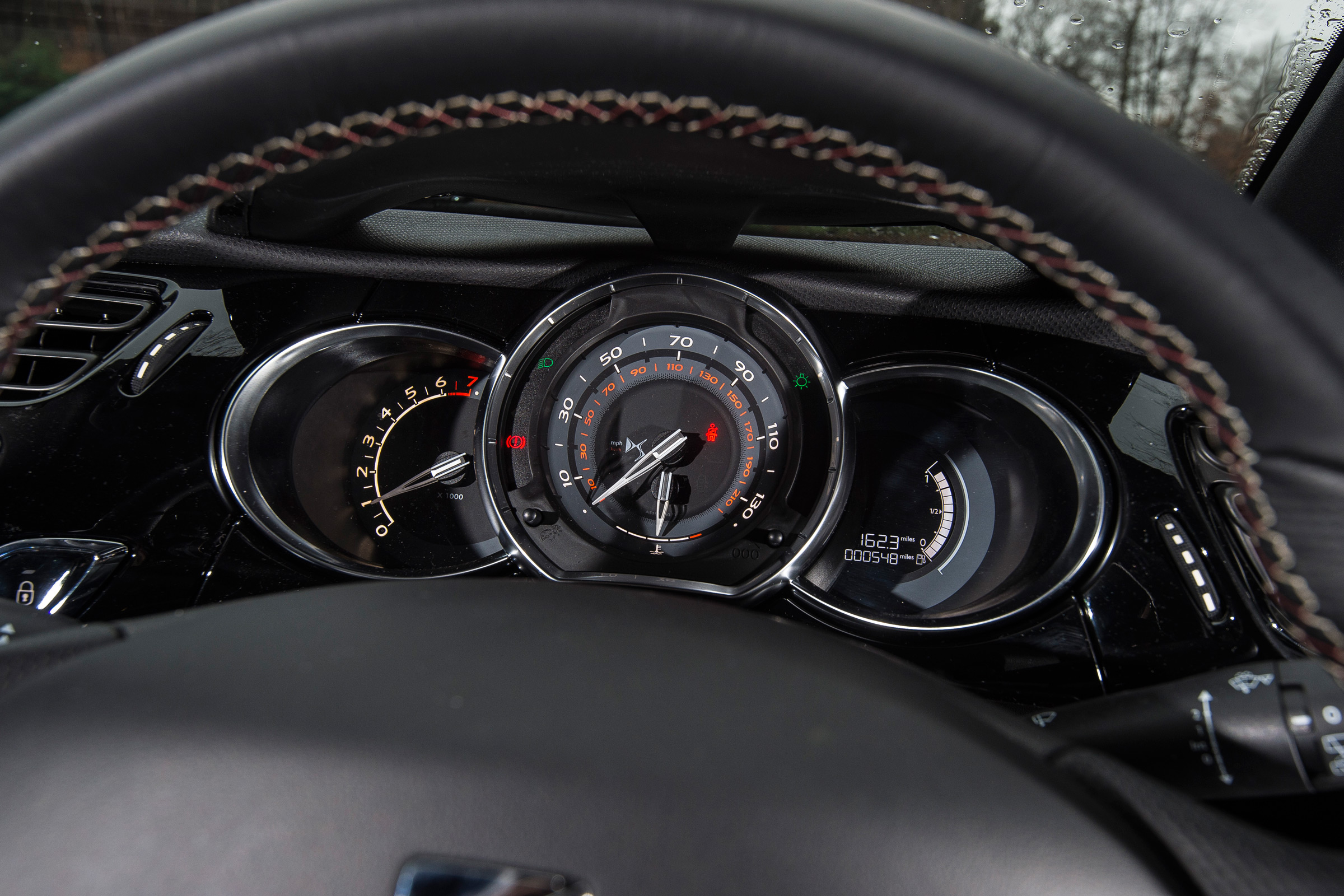 DS 3 Performance Line 2017 - instruments