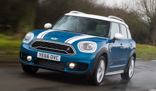 MINI Countryman 2017 - front tracking