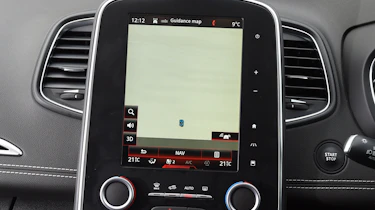 Renault Scenic - sat-nav