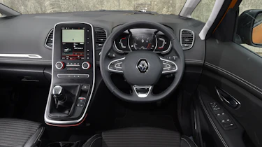 Renault Scenic - dash