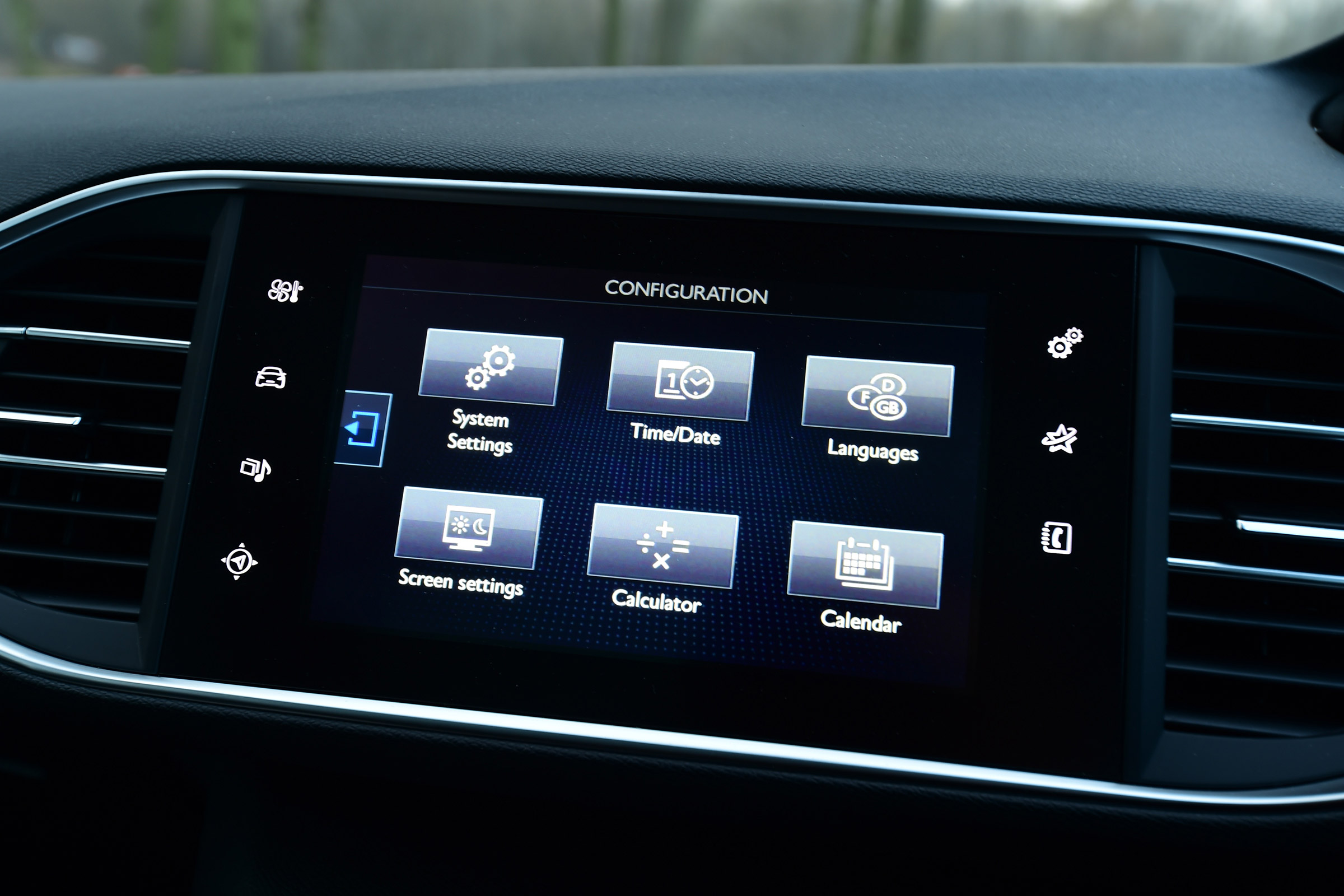 Peugeot 308 SW - infotainment