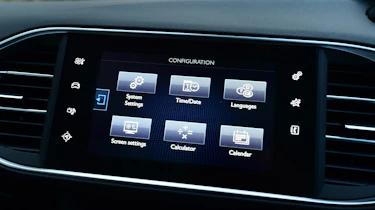 Peugeot 308 SW - infotainment