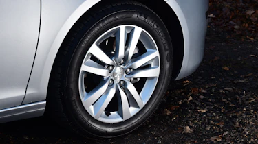 Peugeot 308 SW - wheel