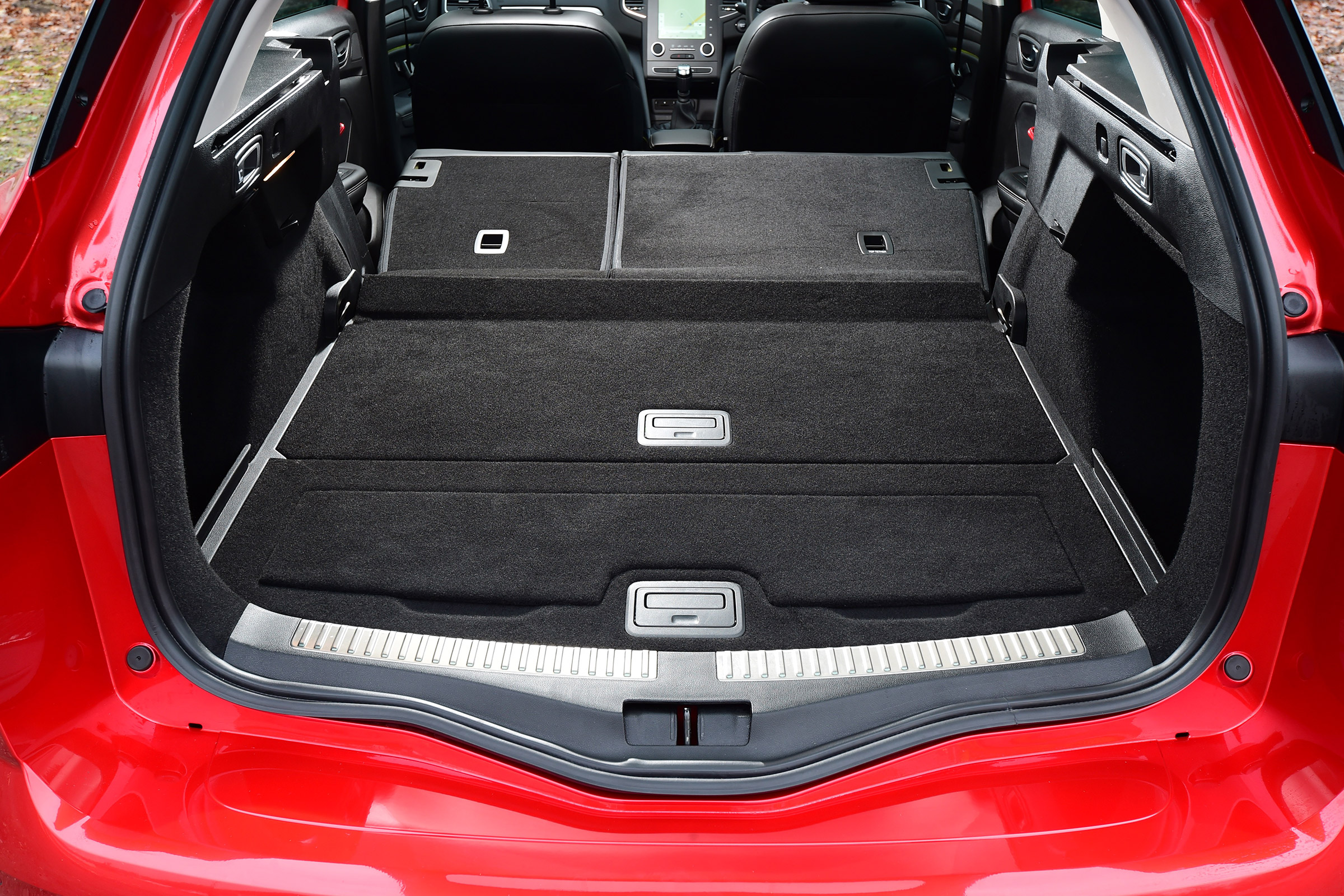 Renault Megane ST - boot seats down
