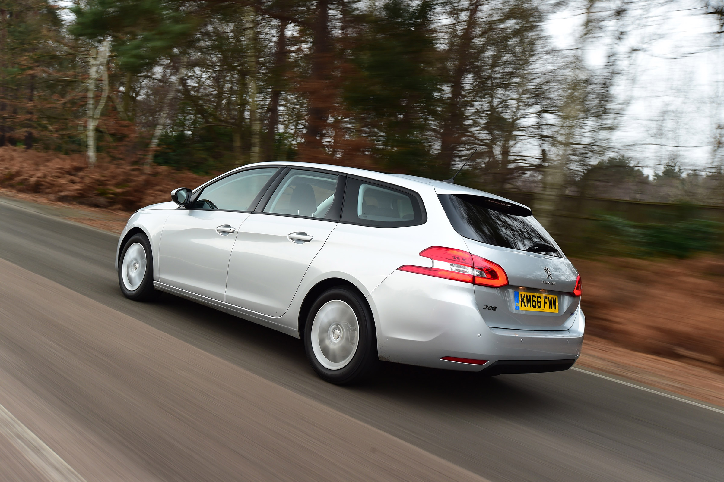 Peugeot 308 SW - rear