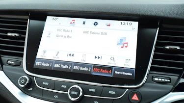 Vauxhall Astra ST - sat-nav