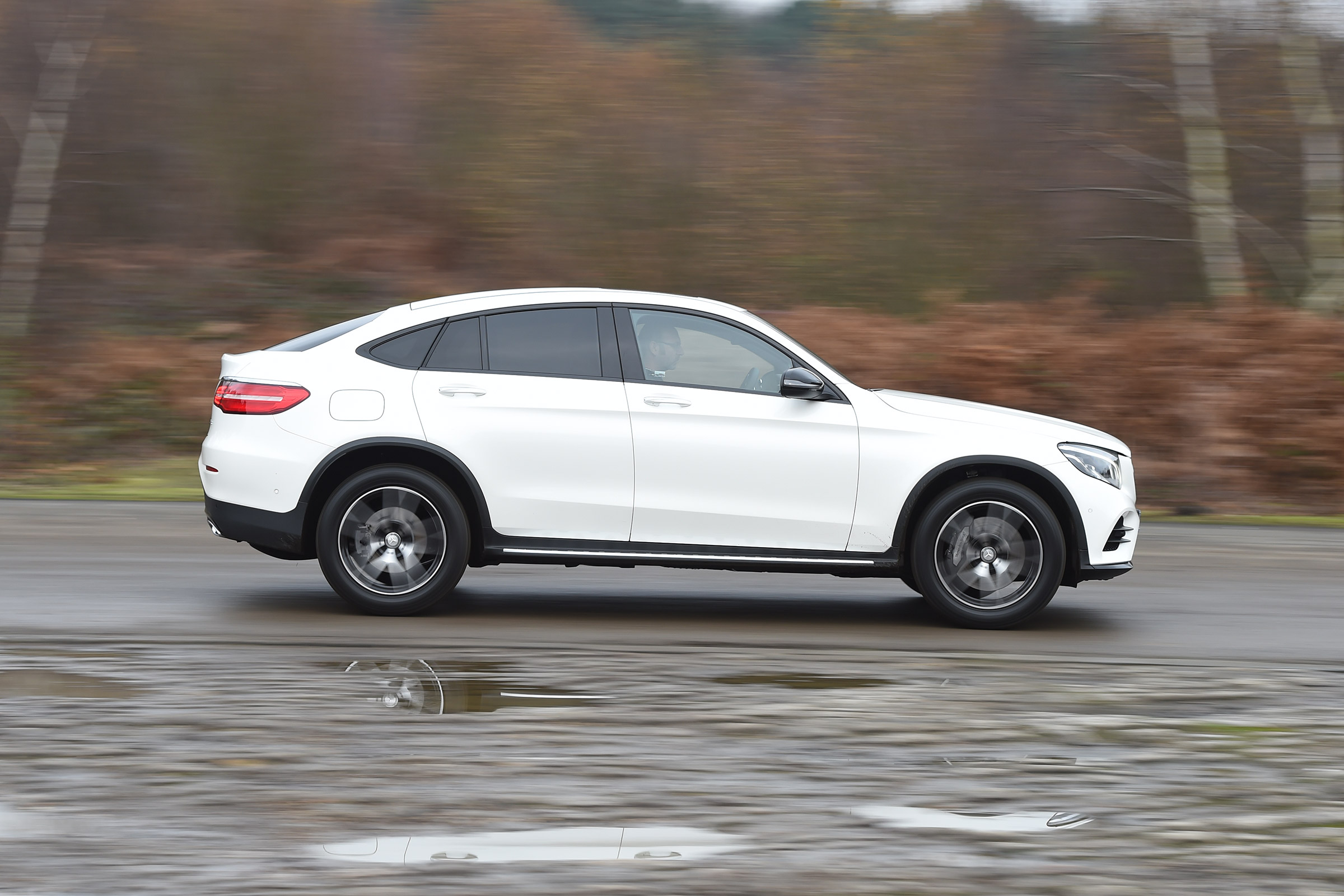 Mercedes GLC Coupe - side