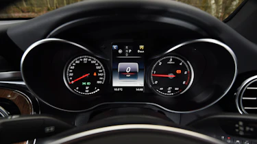 Mercedes GLC Coupe - dials
