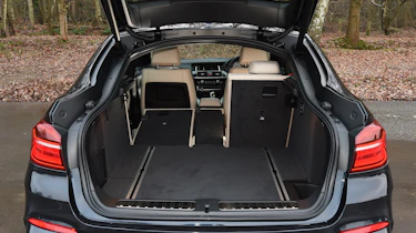 BMW X4 - boot