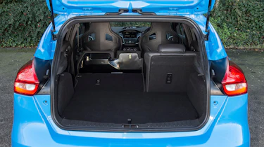 Ford Focus RS Mountune - boot
