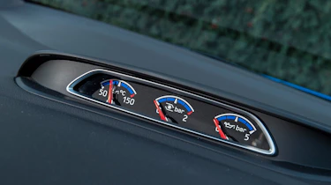 Ford Focus RS Mountune - gauges