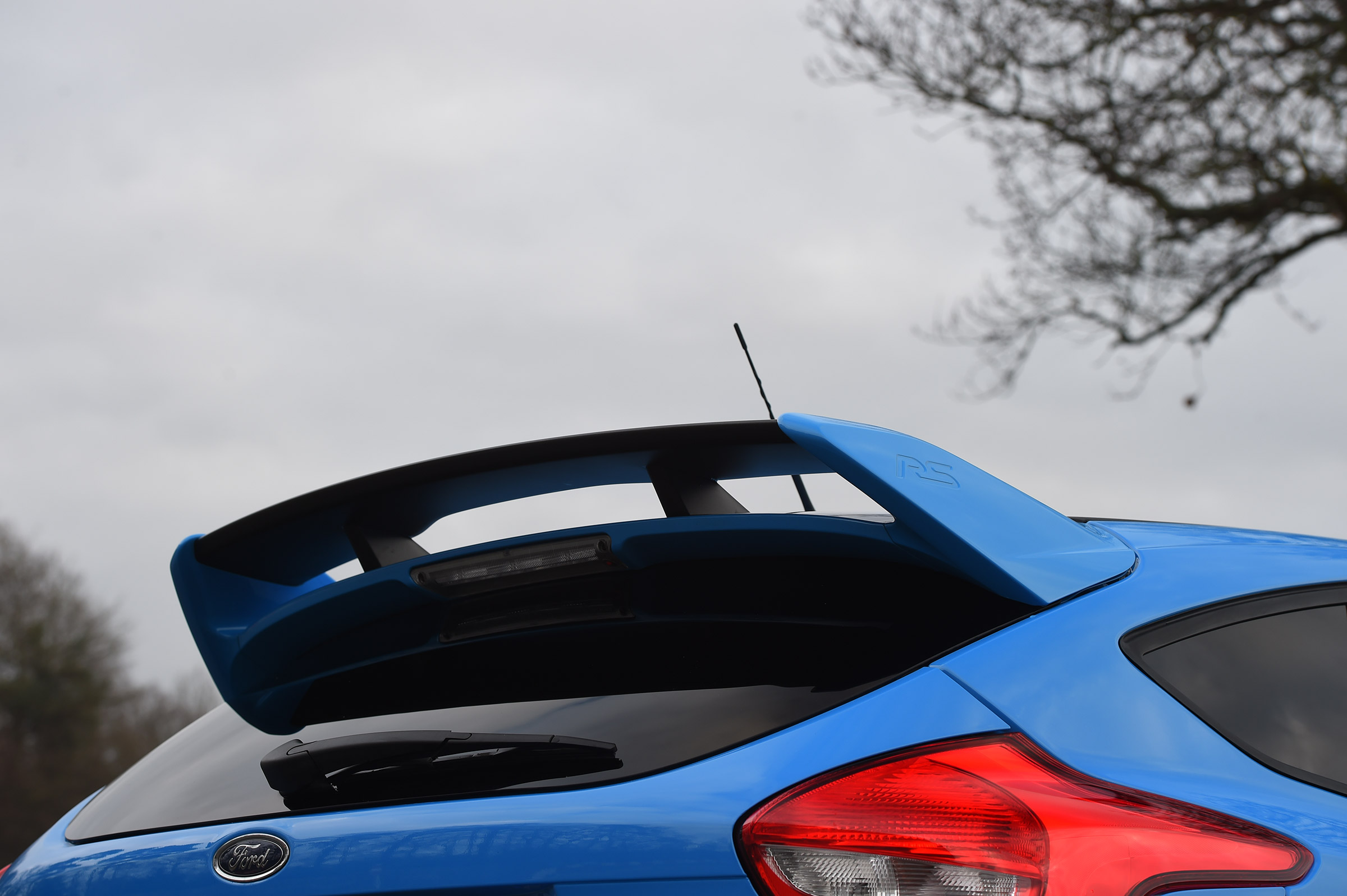 Ford Focus RS Mountune - spoiler