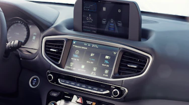 Hyundai Ioniq autonomous - centre console