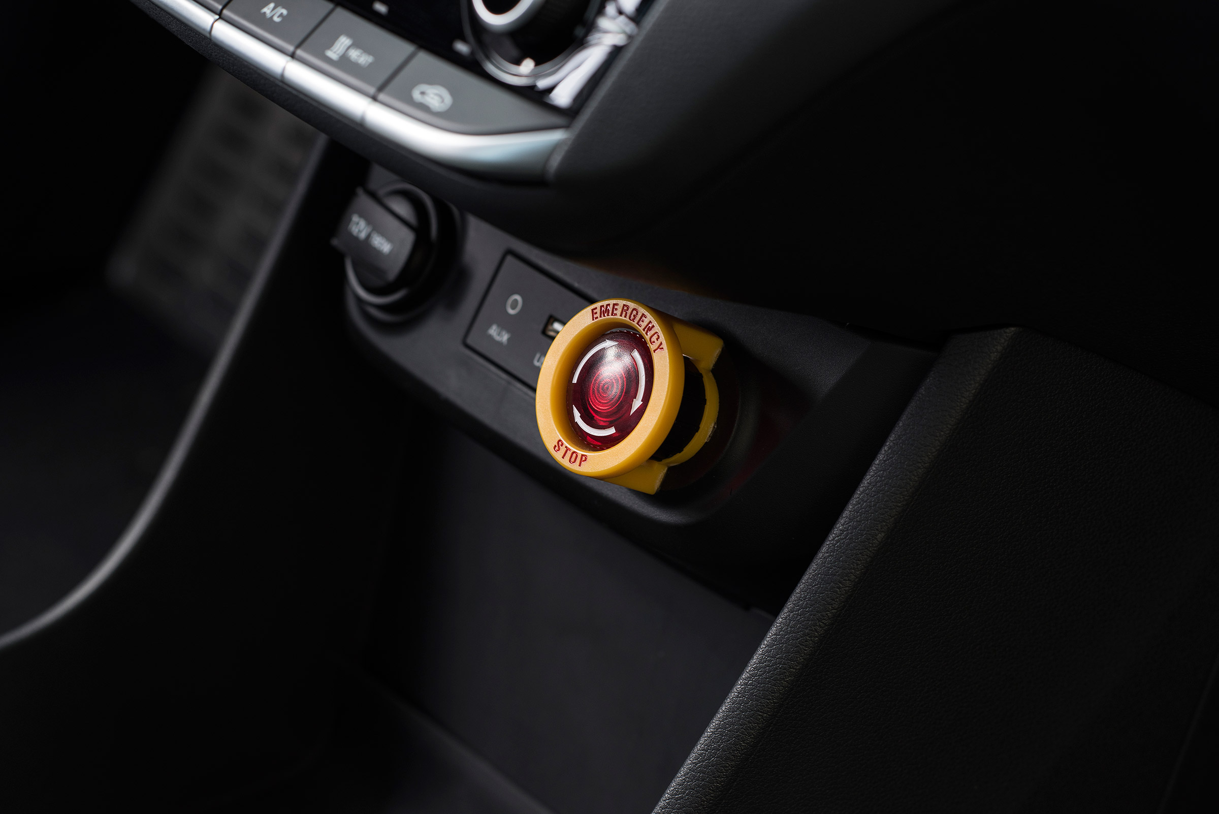 Hyundai Ioniq autonomous - stop button
