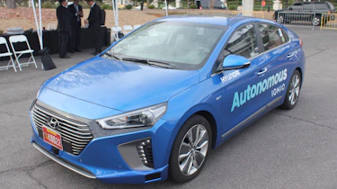 Hyundai Ioniq Autonomous - front/side