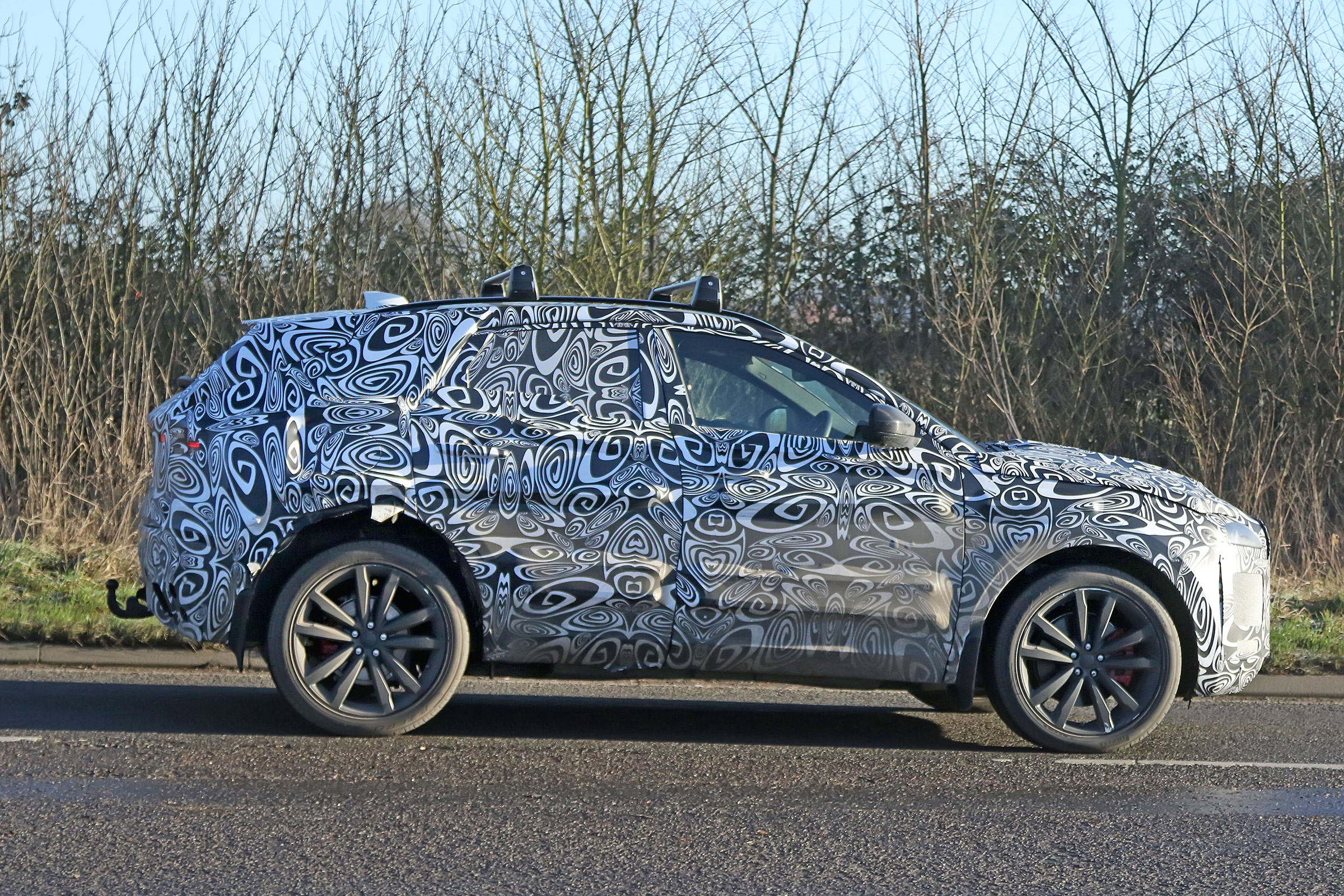 Jaguar E-Pace spy side