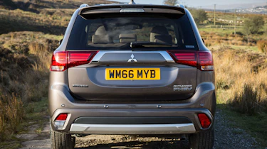 Mitsubishi Outlander PHEV 2017 - rear