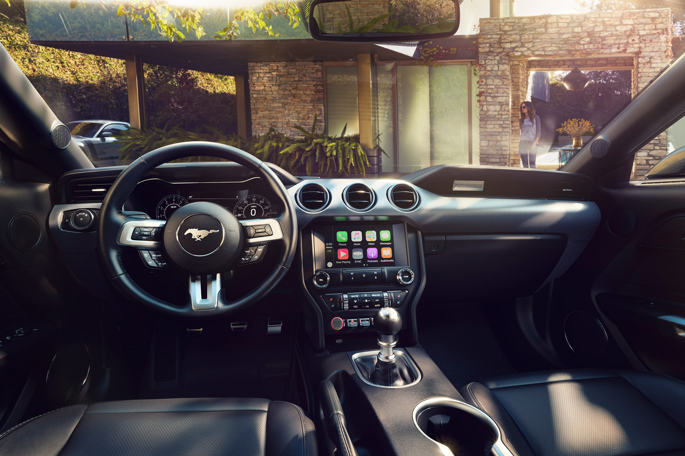 Ford mustang facelift interior