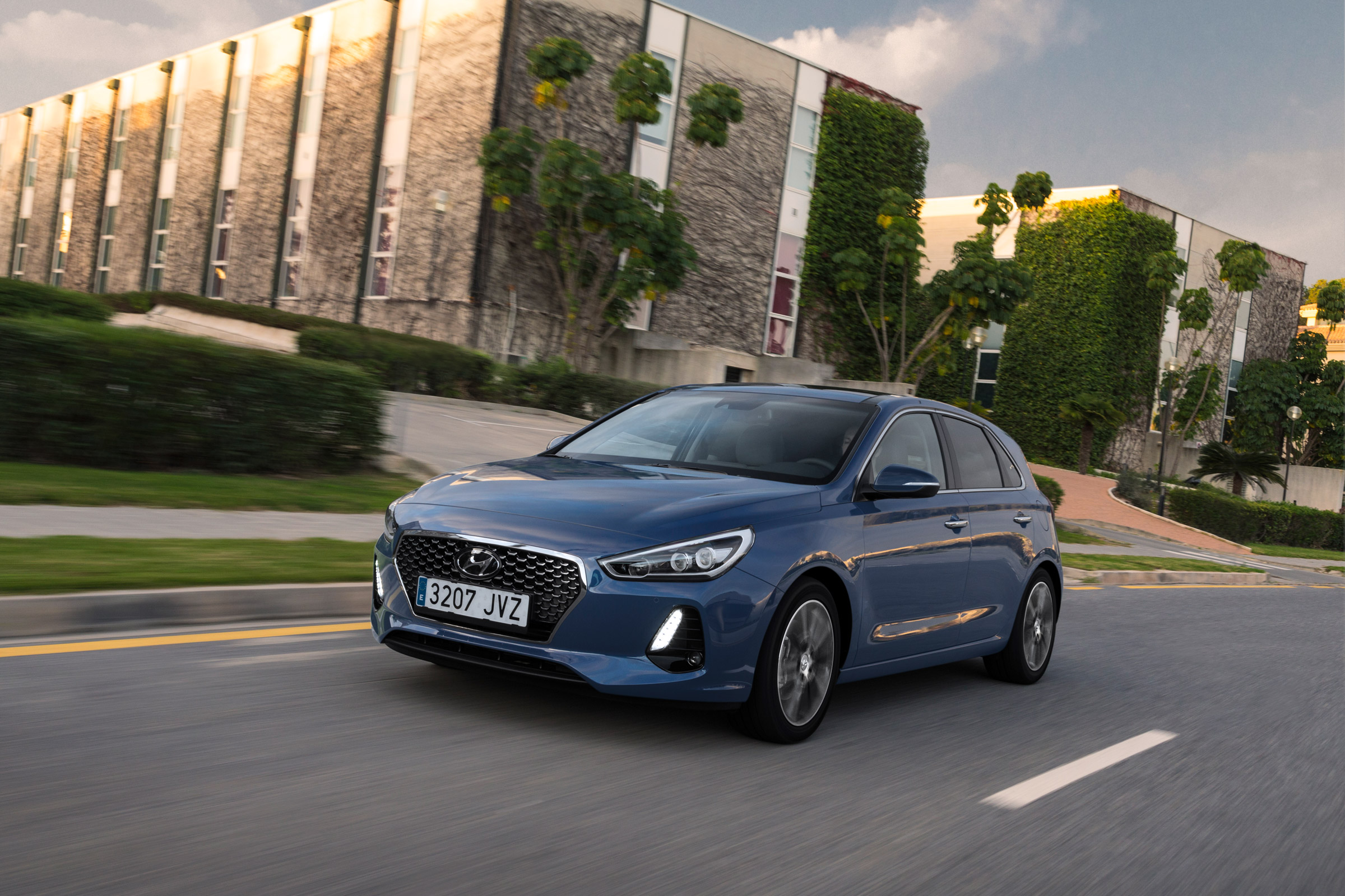 New Hyundai i30 2017 tracking