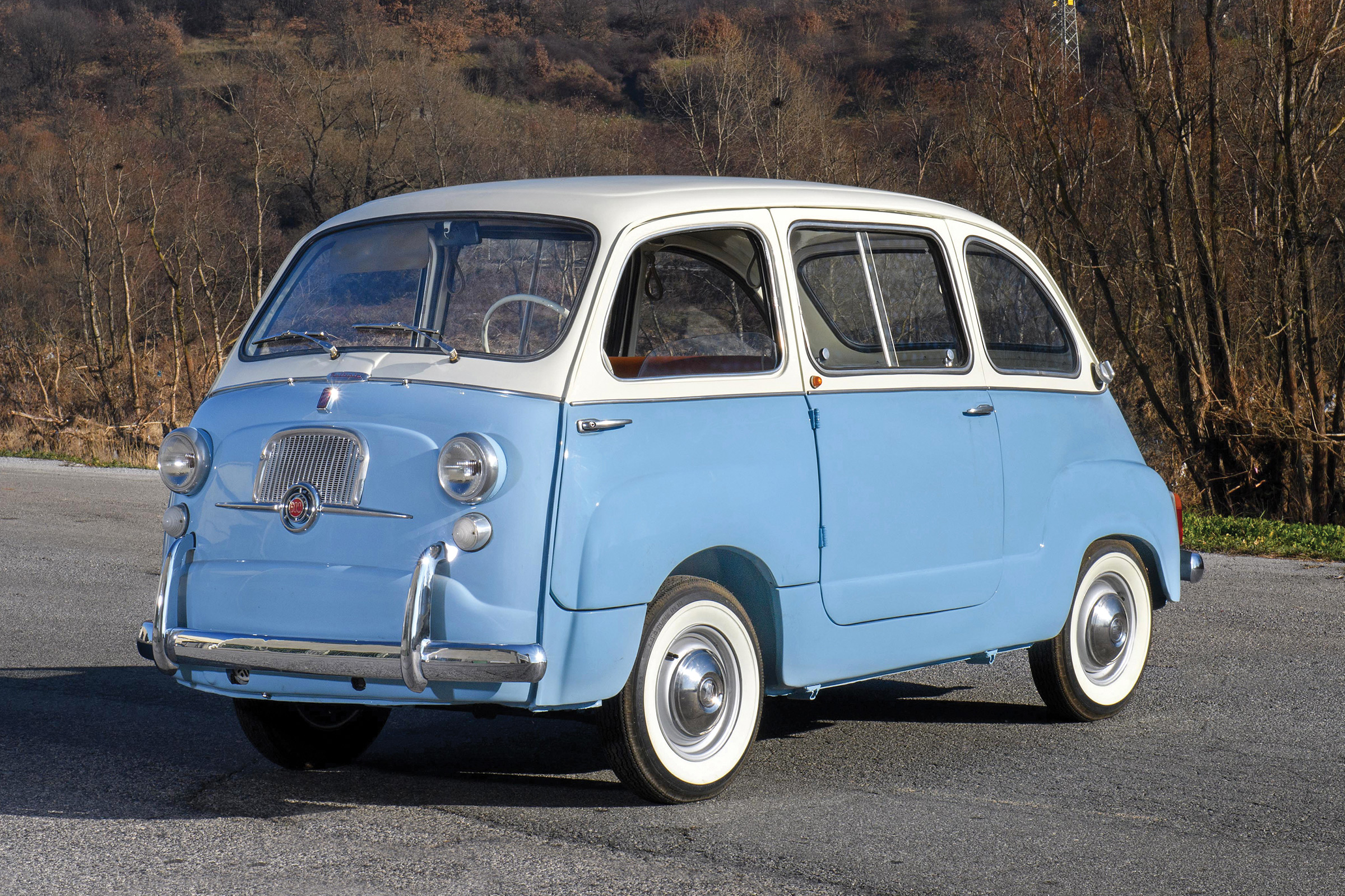 RM Sotheby's 2017 Paris auction - 1963 Fiat 600 Multipla front