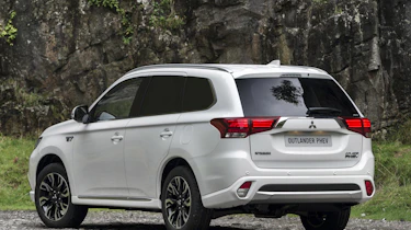 Mitsubishi Outlander PHEV 4WORK - rear