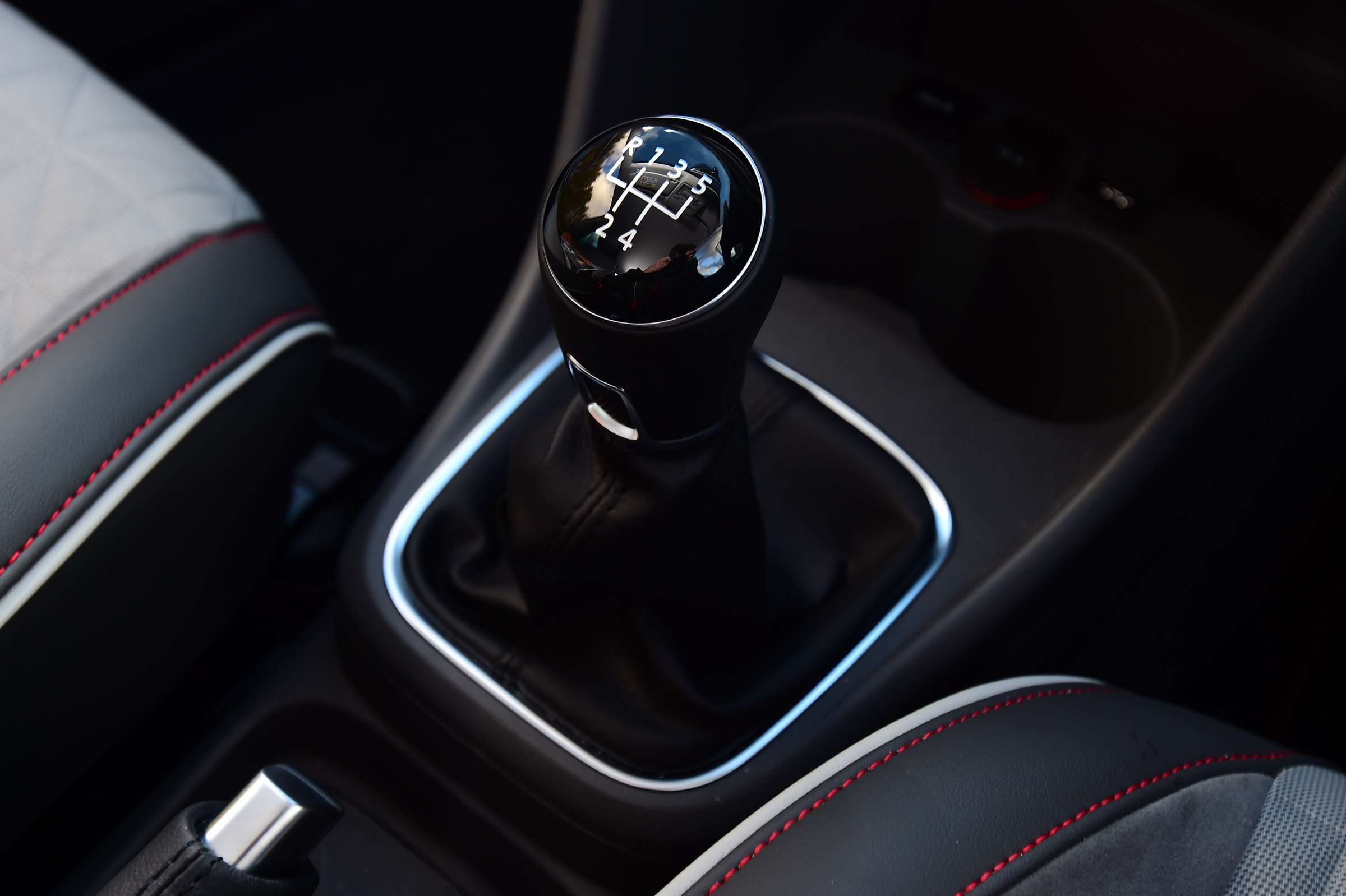 Volkswagen Polo - gearstick