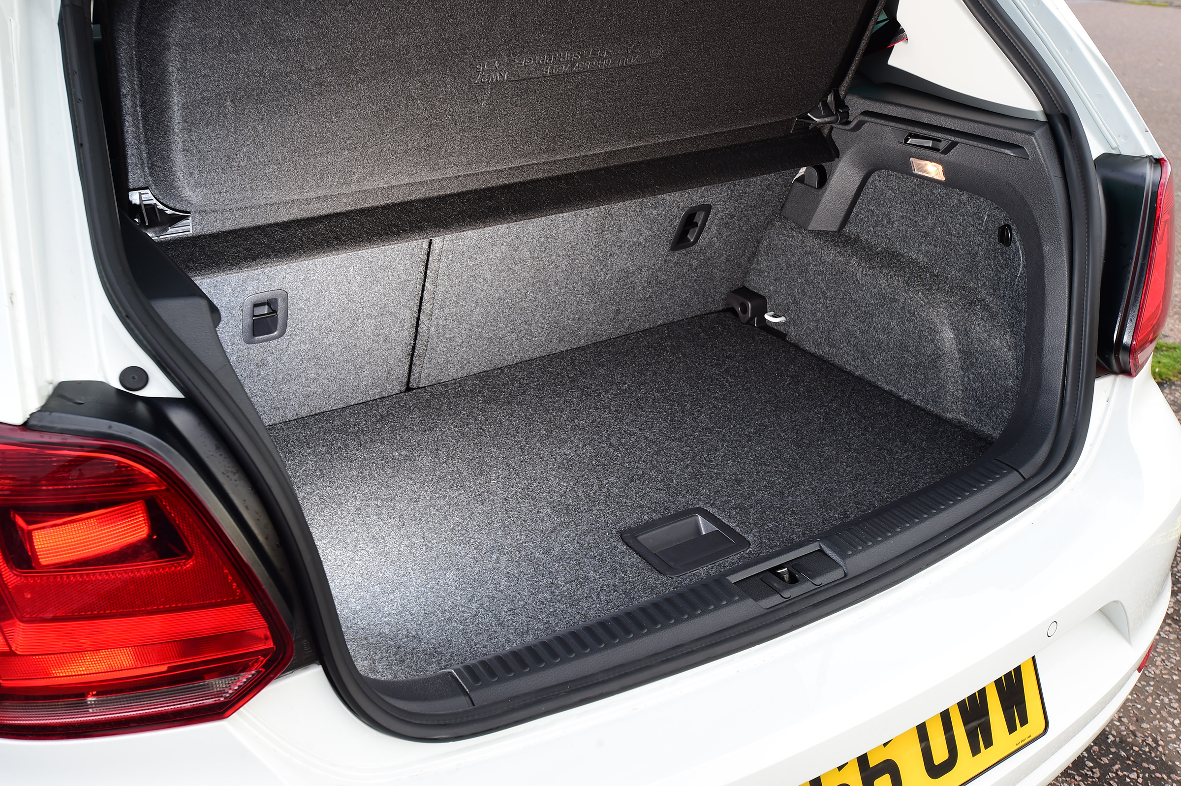 Volkswagen Polo - boot