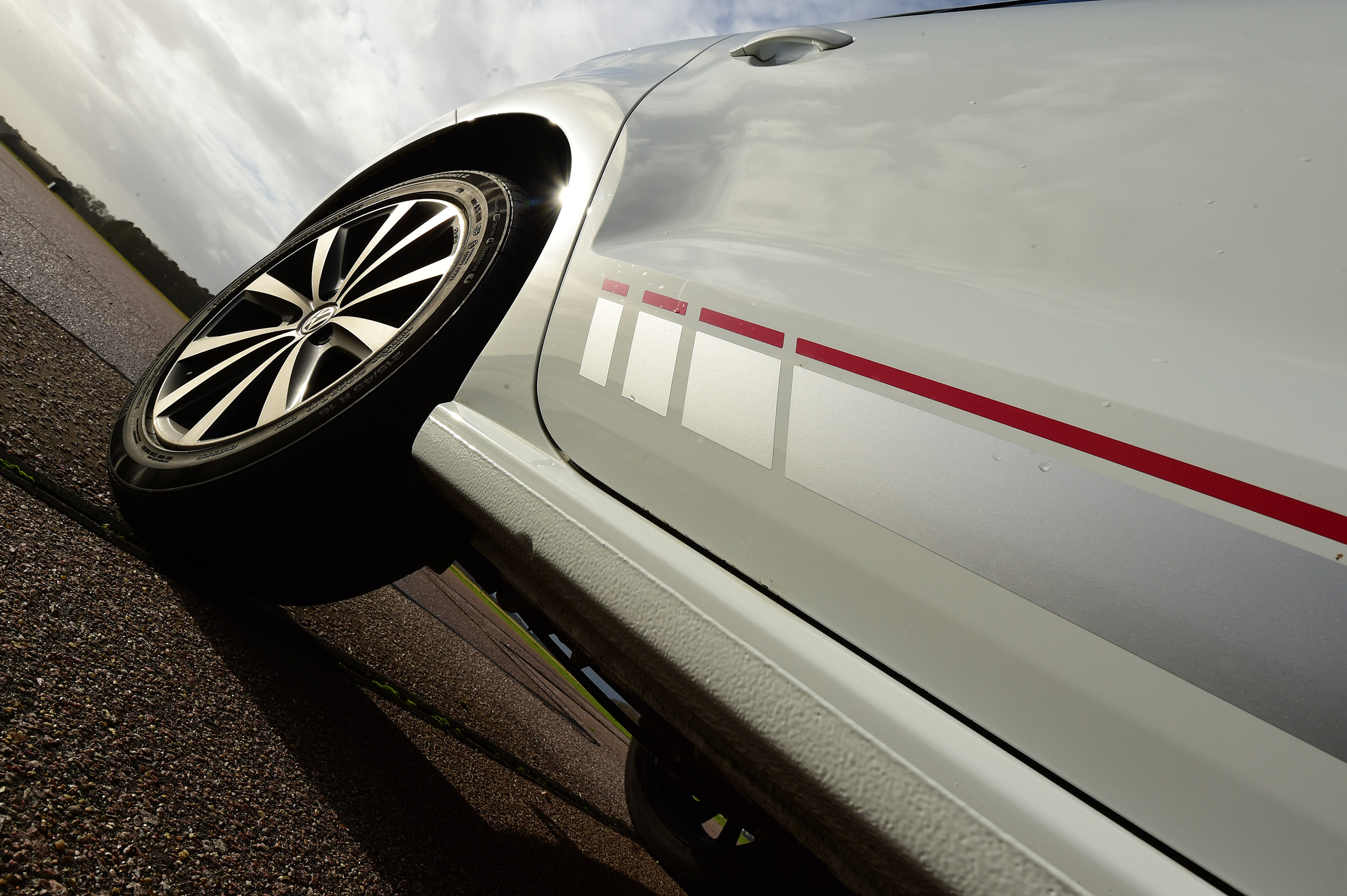 Volkswagen Polo - side detail