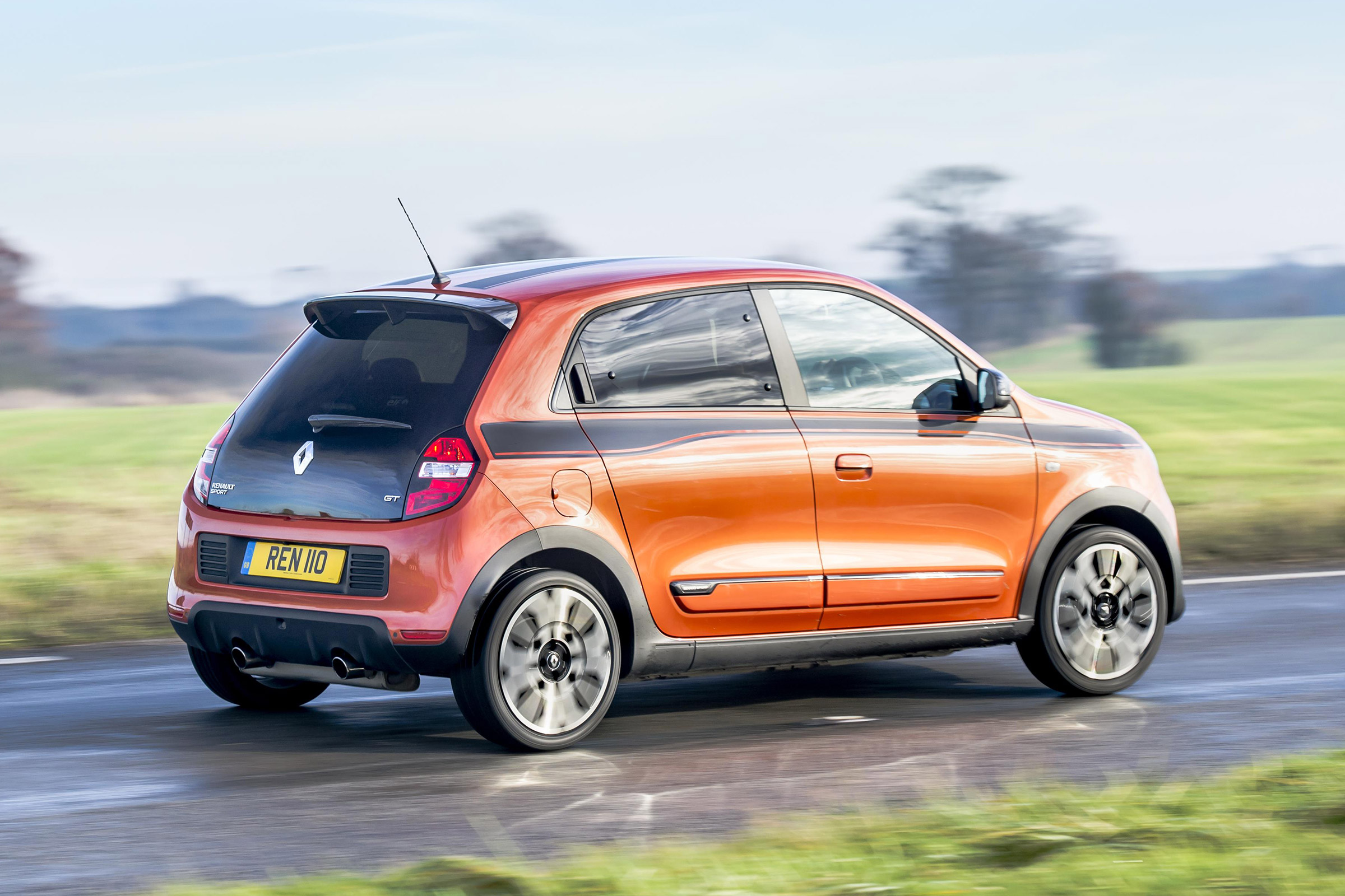 Renault Twingo GT - rear