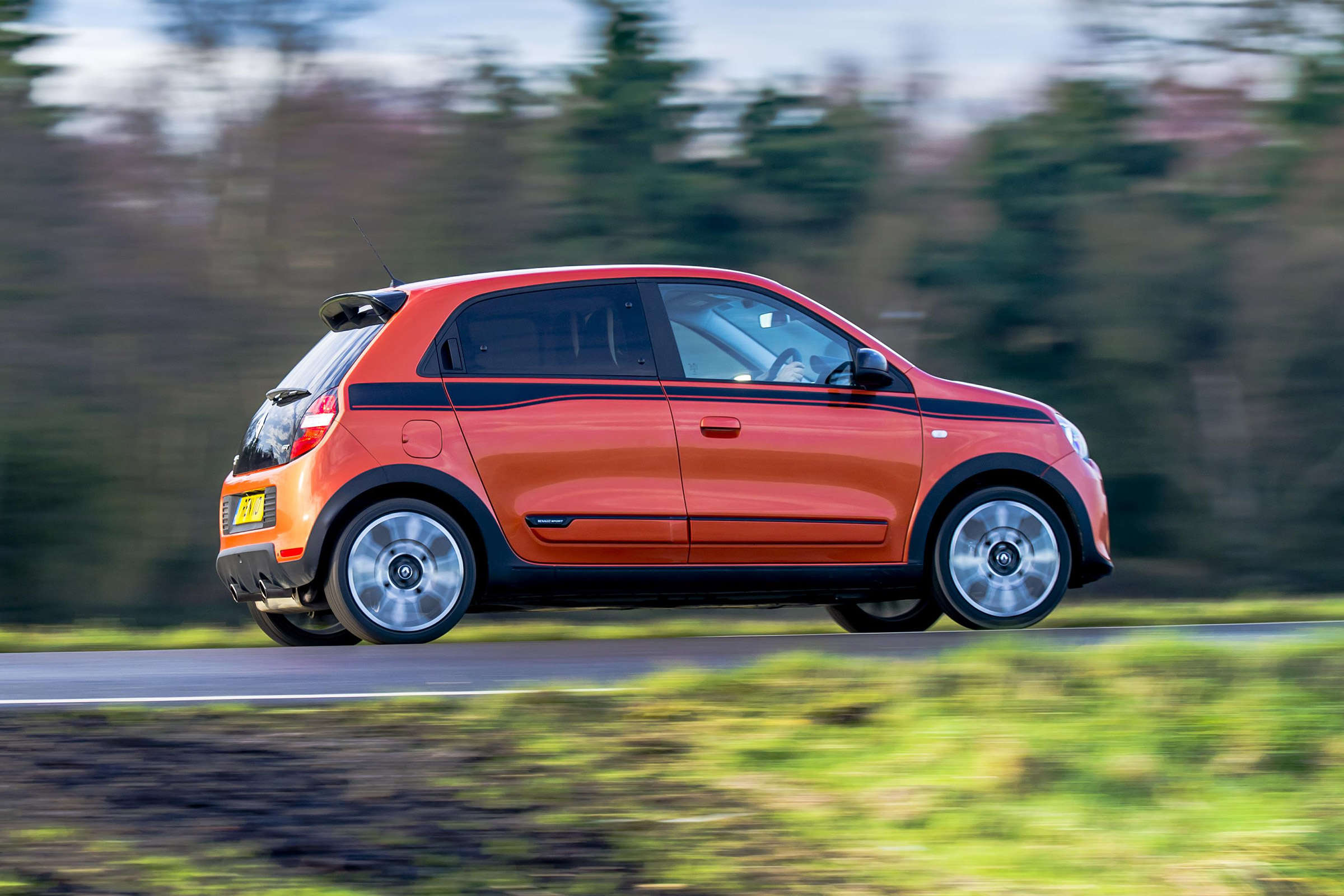 Renault Twingo GT - side