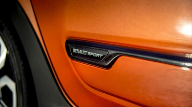 Renault Twingo GT - side details