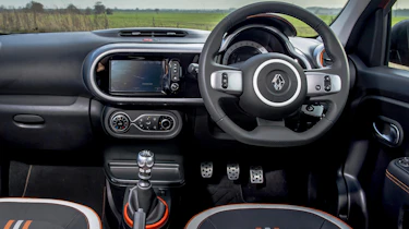 Renault Twingo GT - dash