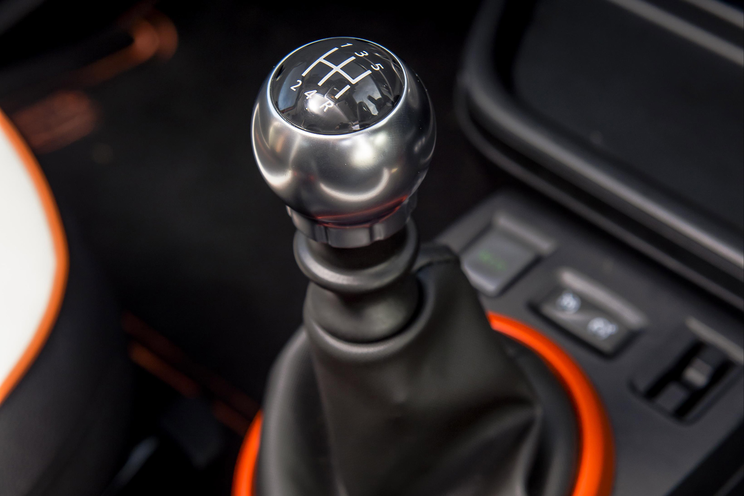 Renault Twingo GT - gearstick