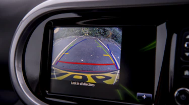 Renault Twingo GT - reversing camera