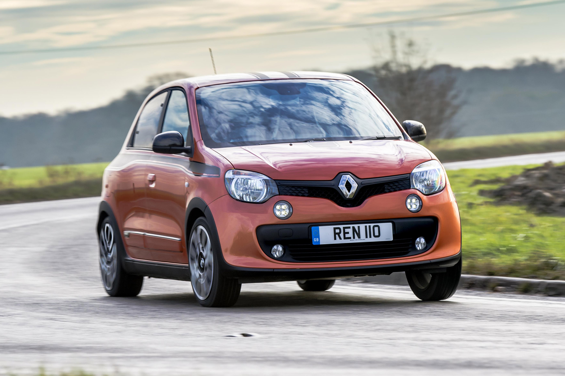 Renault Twingo GT - front