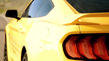 Ford Mustang Facelift rear close