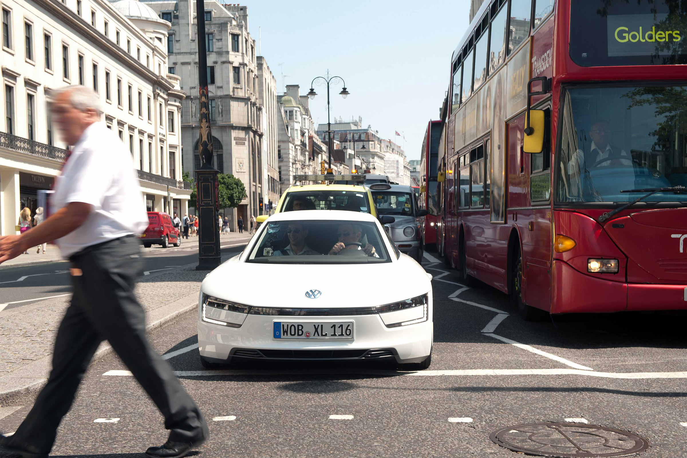 Volkswagen XL1 - London