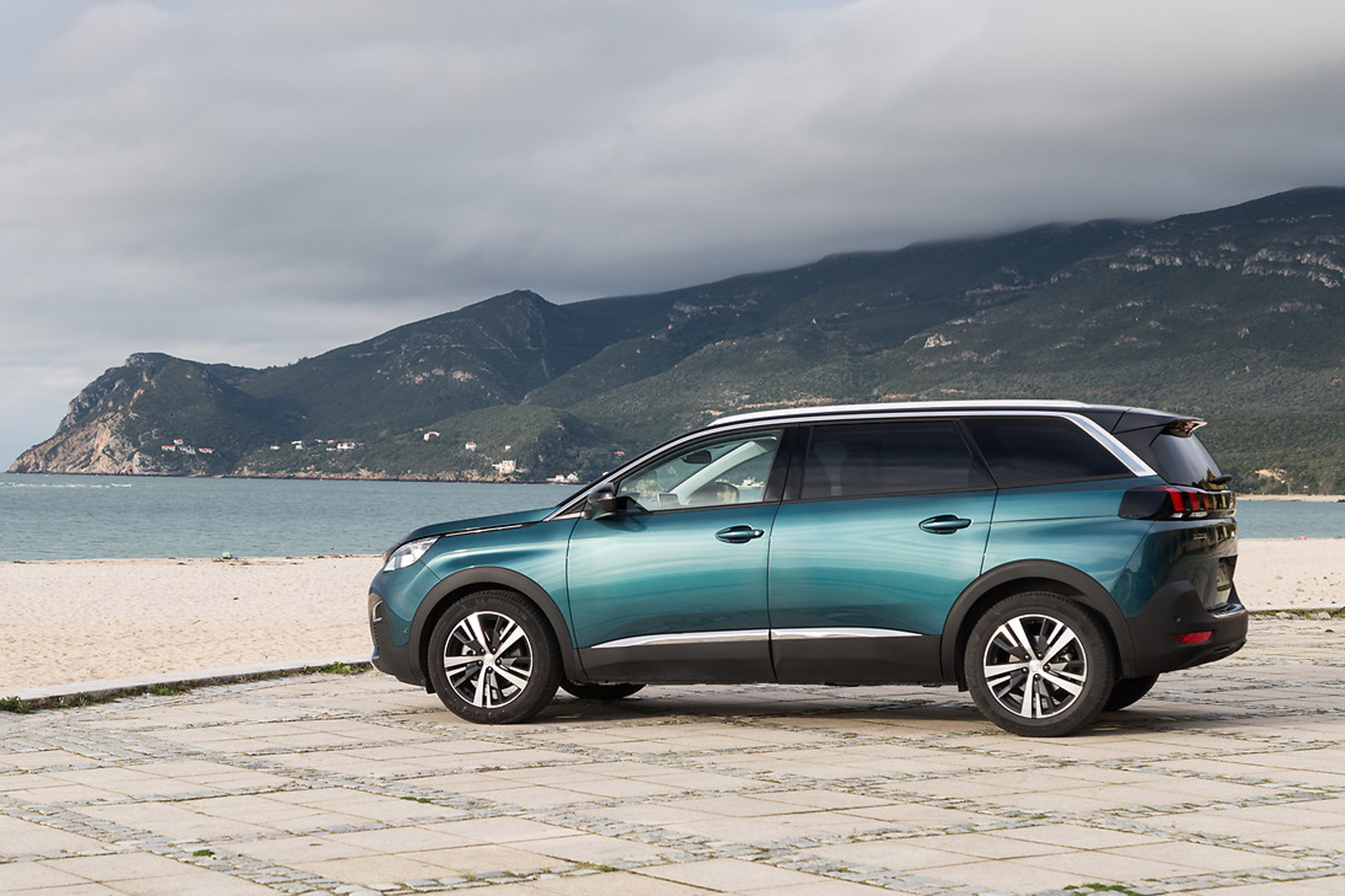 Peugeot 5008 2017