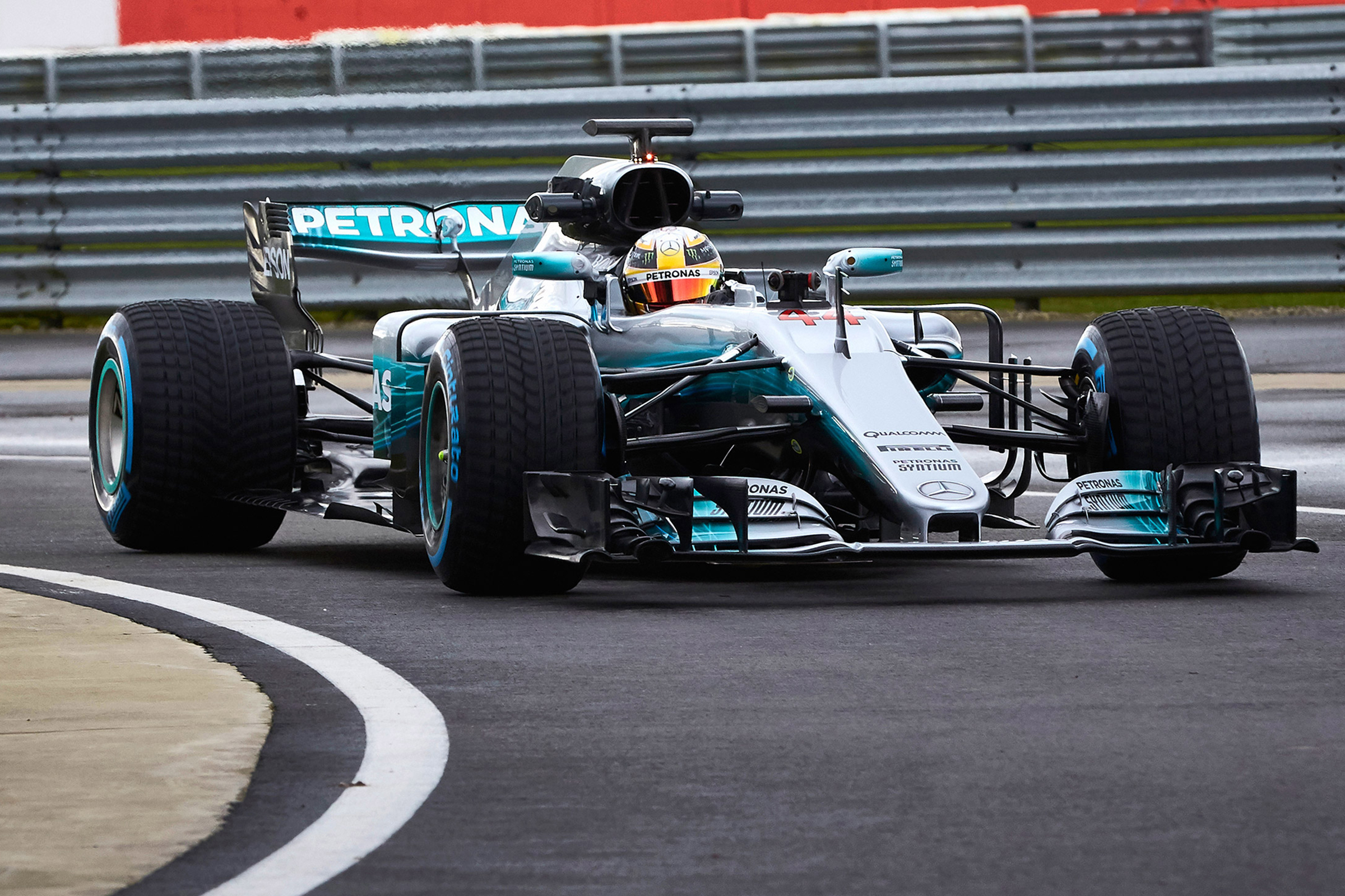 Mercedes W08 EQ Power+
