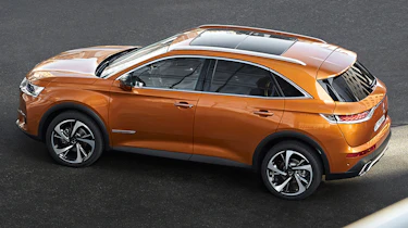 DS 7 Crossback - side
