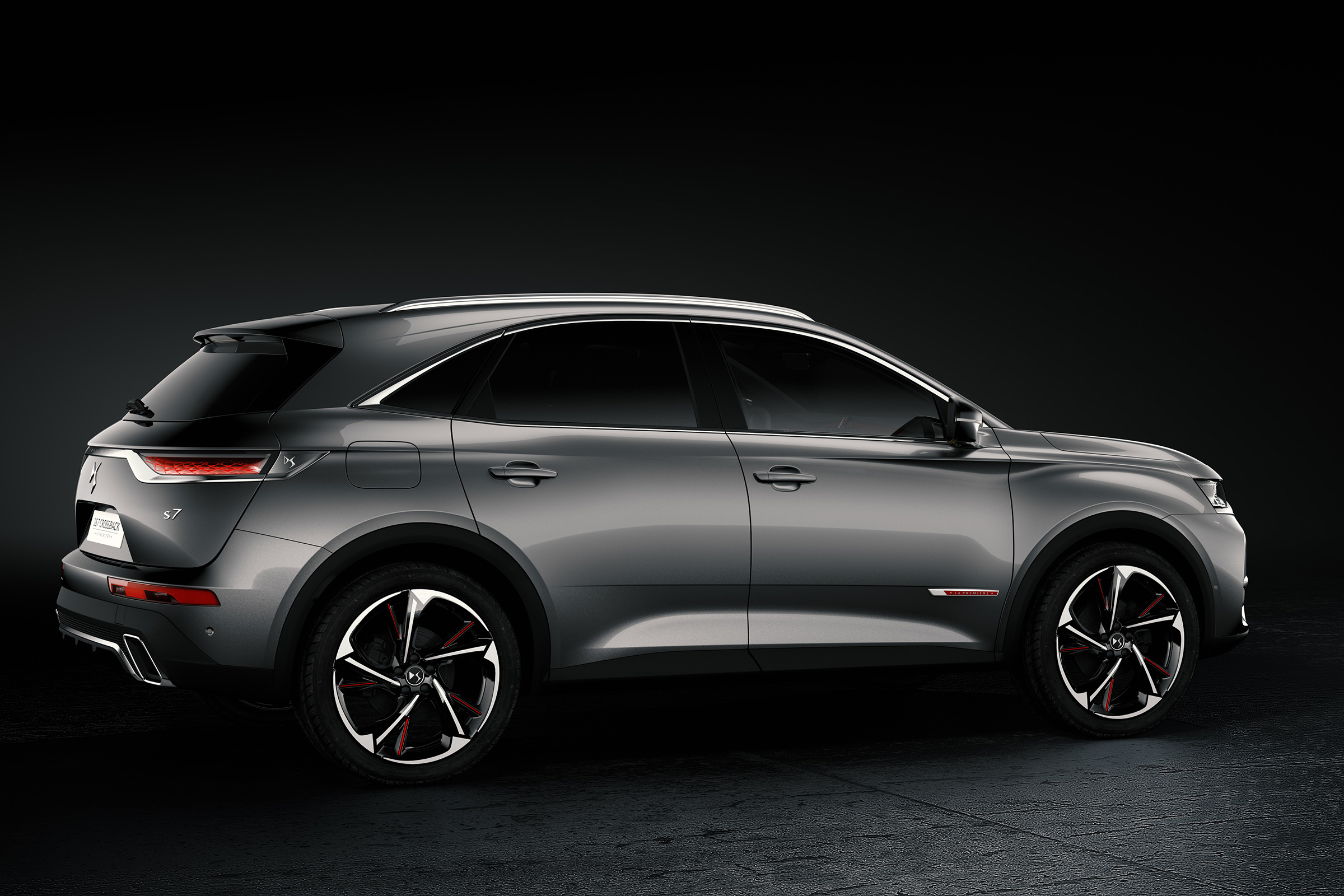 DS 7 Crossback - rear quarter