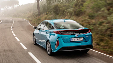 Toyota Prius Plug-In 2017 - rear tracking