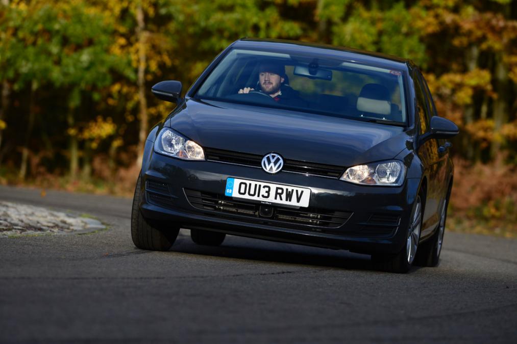 Volkswagen Golf - front