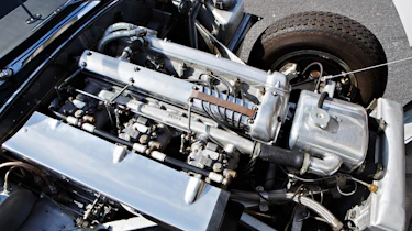1957 Jaguar XKSS - engine