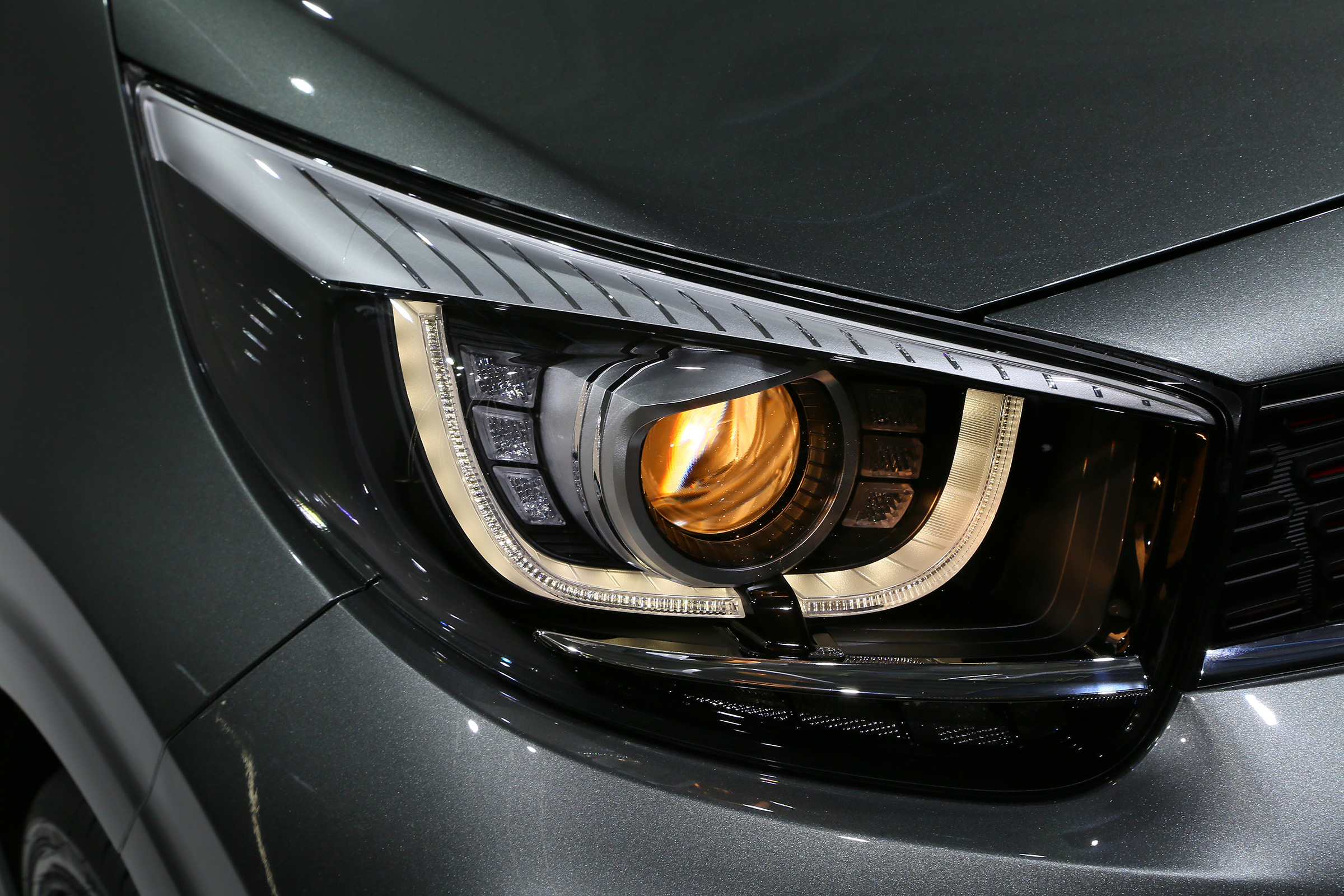 Kia Picanto GT Line 2017 - grey headlight