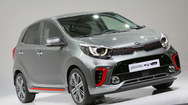 Kia Picanto GT Line 2017 - grey front quarter 2