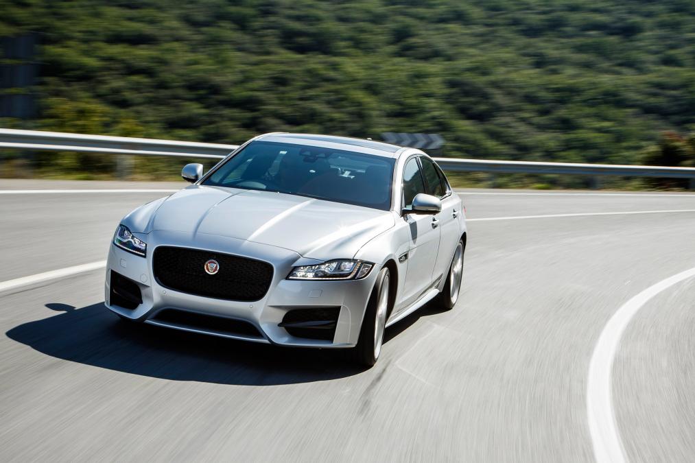 Jaguar XF